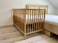 Łóżeczko niemowlece szczebelkowe Ikea Sniglar materac Hilding 120 x 60