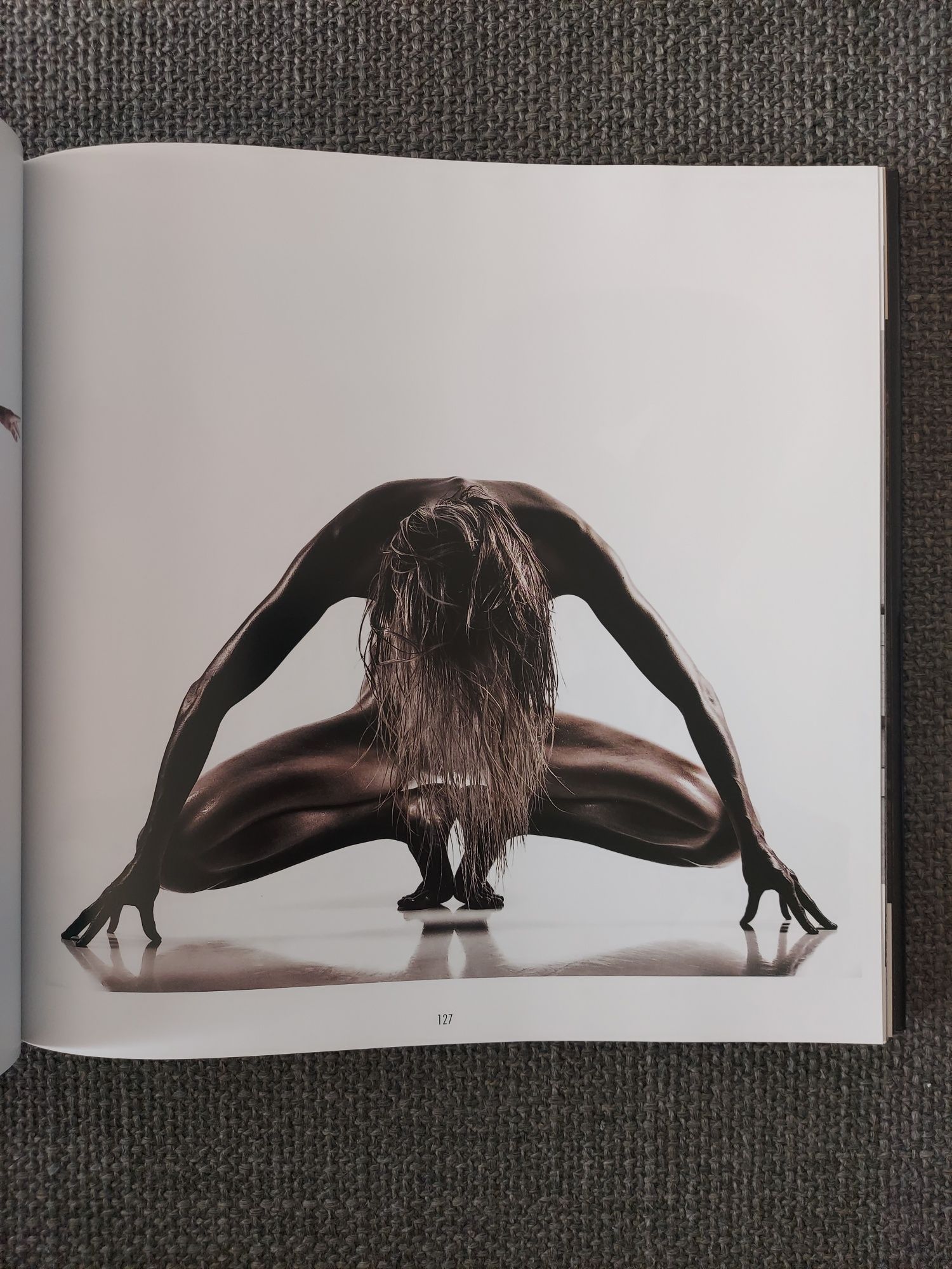 EROTICA 2 album fotograficzny / NOWY, JAK Z DRUKARNI !!!