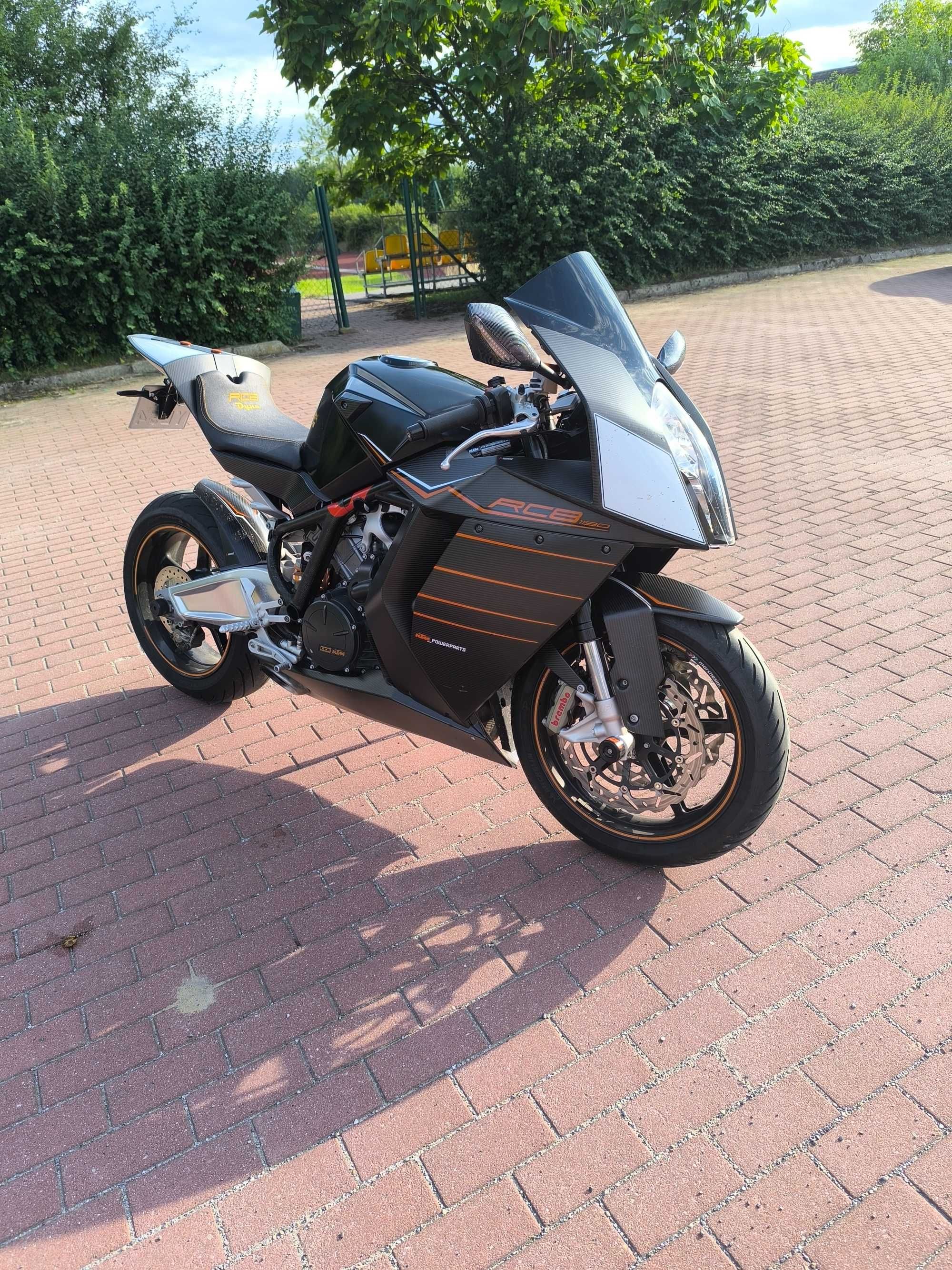 KTM RC8**Carbon**