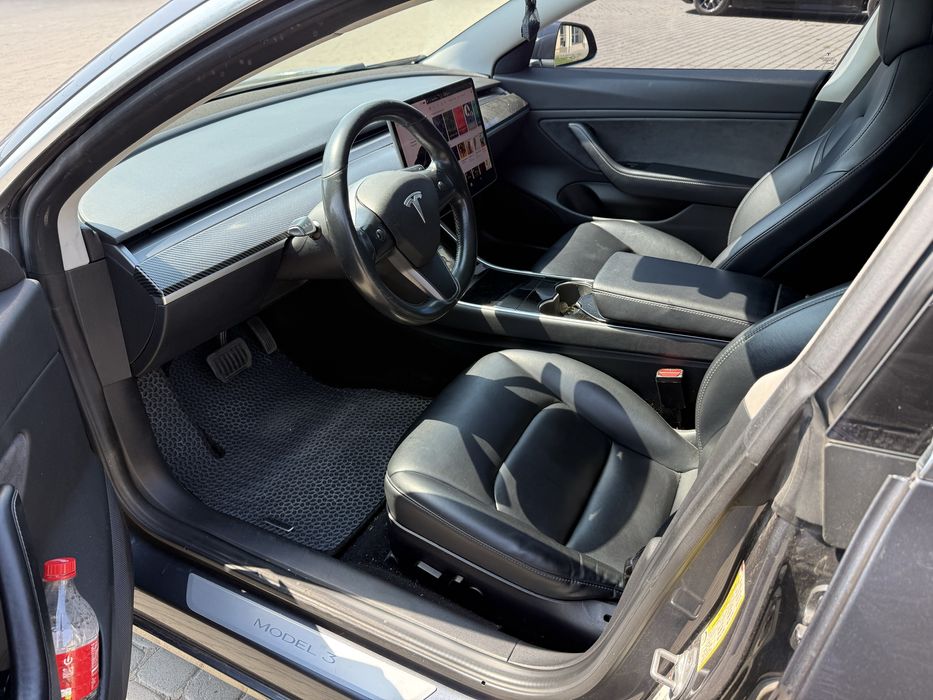 Оренда авто Tesla 3 75квт Long Range довготривала або під таксі