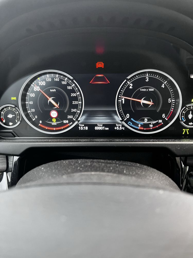 BMW x5 f15 3.0xd 258km. 92 tys/km Polski Salon
