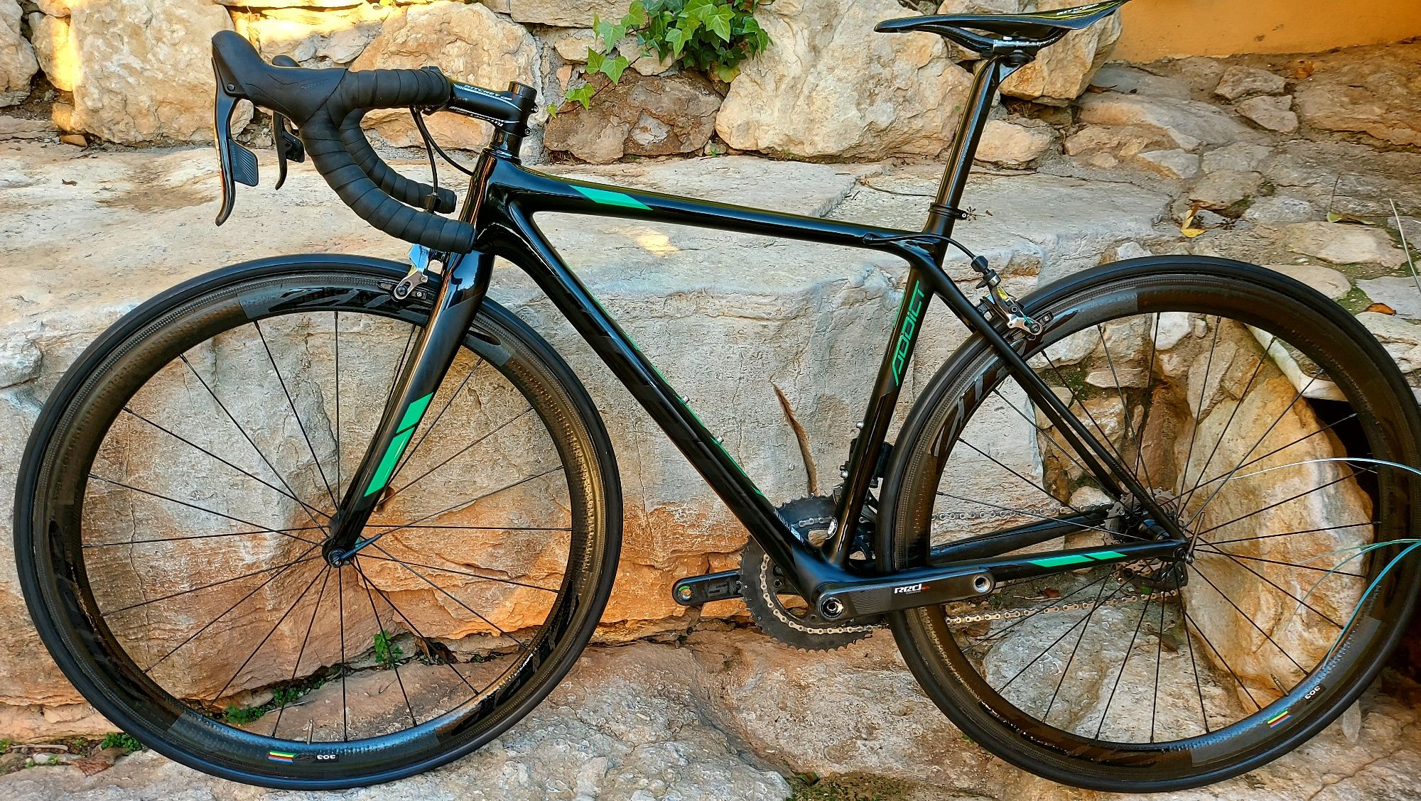 V ....Scott Addict topo Gama 6kl....T49