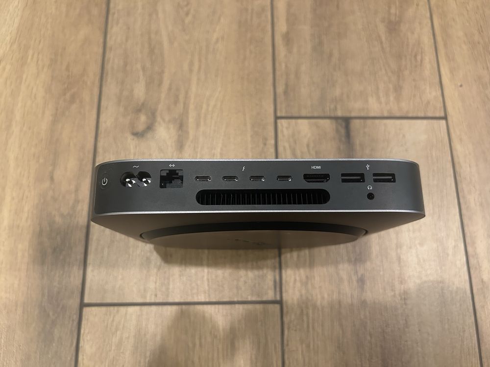 Apple Mac mini 2018, intel i7, 32GB RAM DDR4, 256GB SSD,  stan idealny