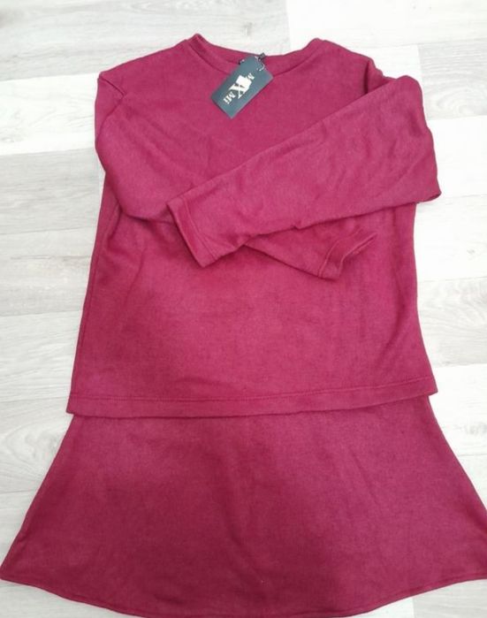 Костюм зі спідницею,бордо