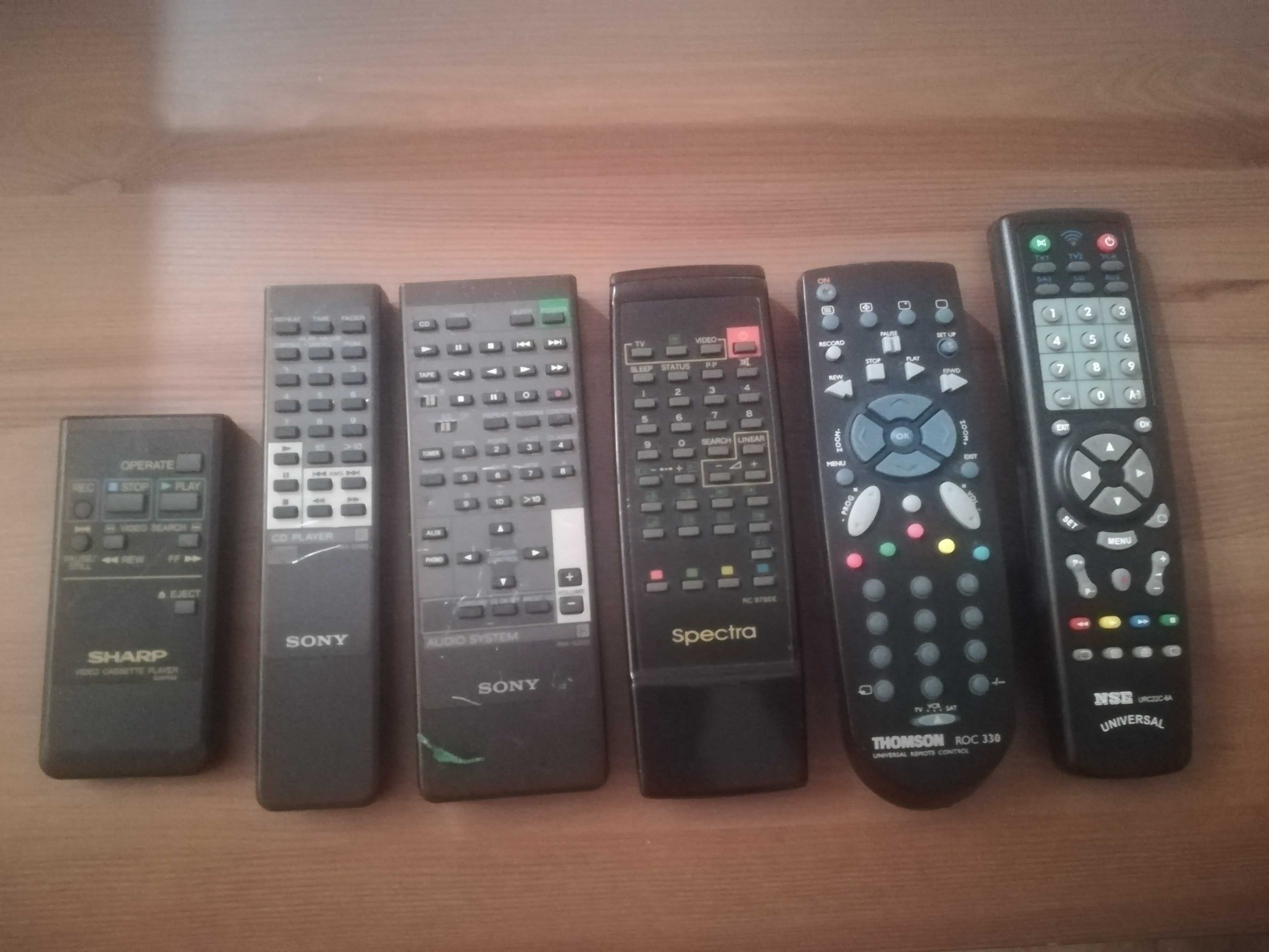 Sprzedam Piloty Do RTV