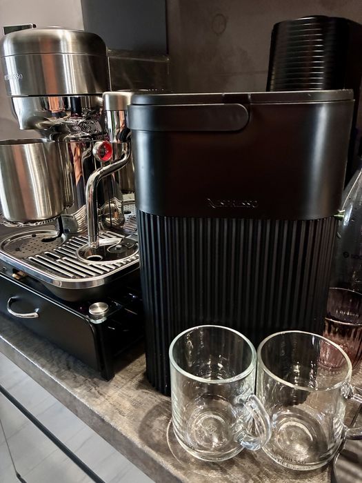 Nespresso Ekspres do kawy Vertuo Creatista Stal nierdzewna