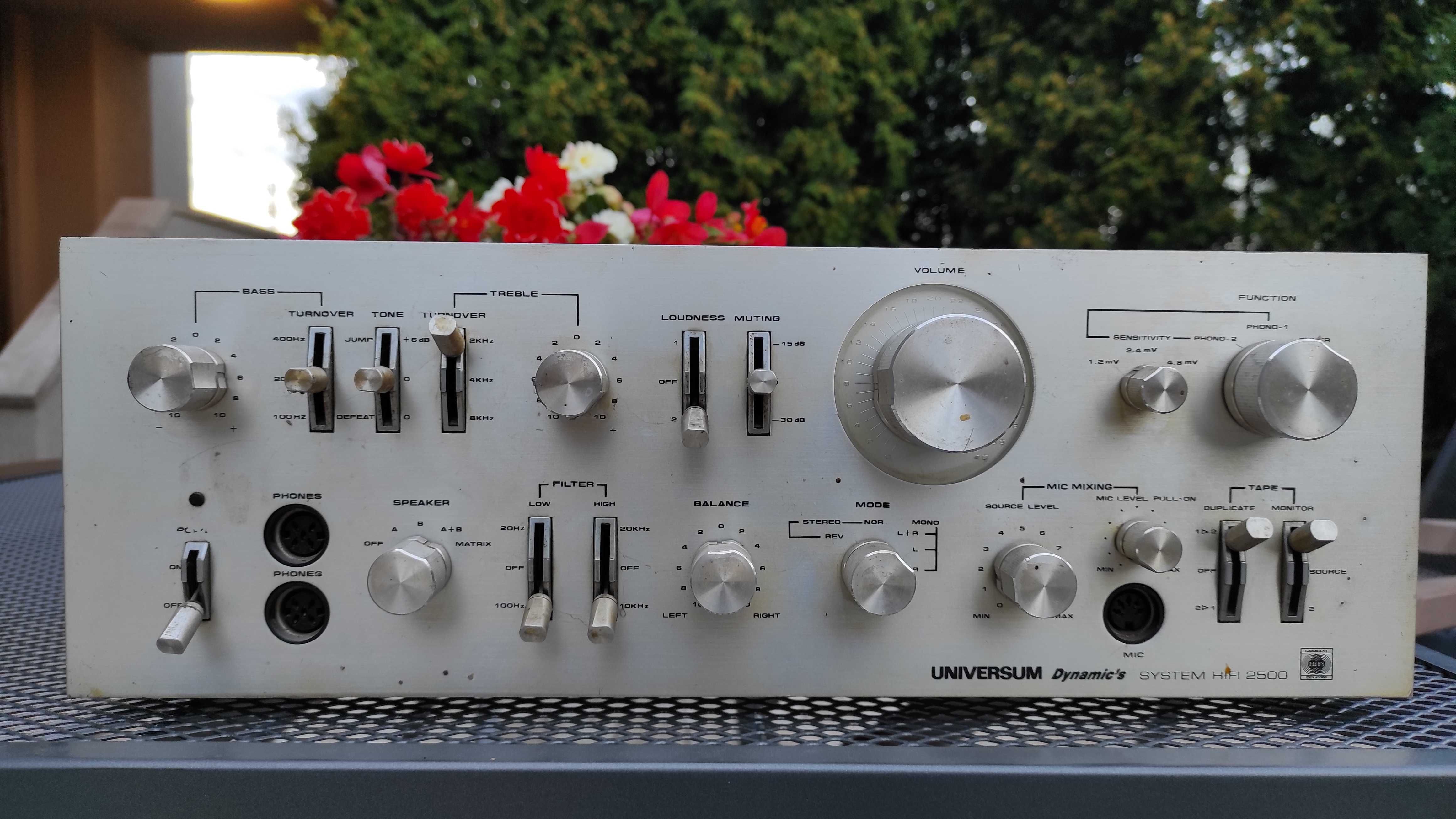 UNIVERSUM Dynamics System HiFi 2500