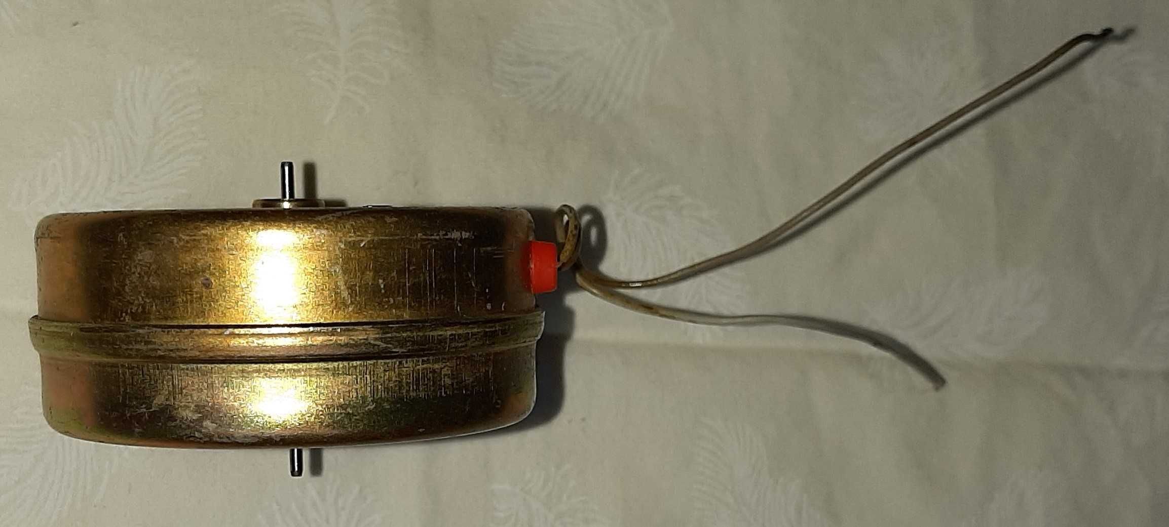 Продам маленький, немецкий электродвигатель MORZ
