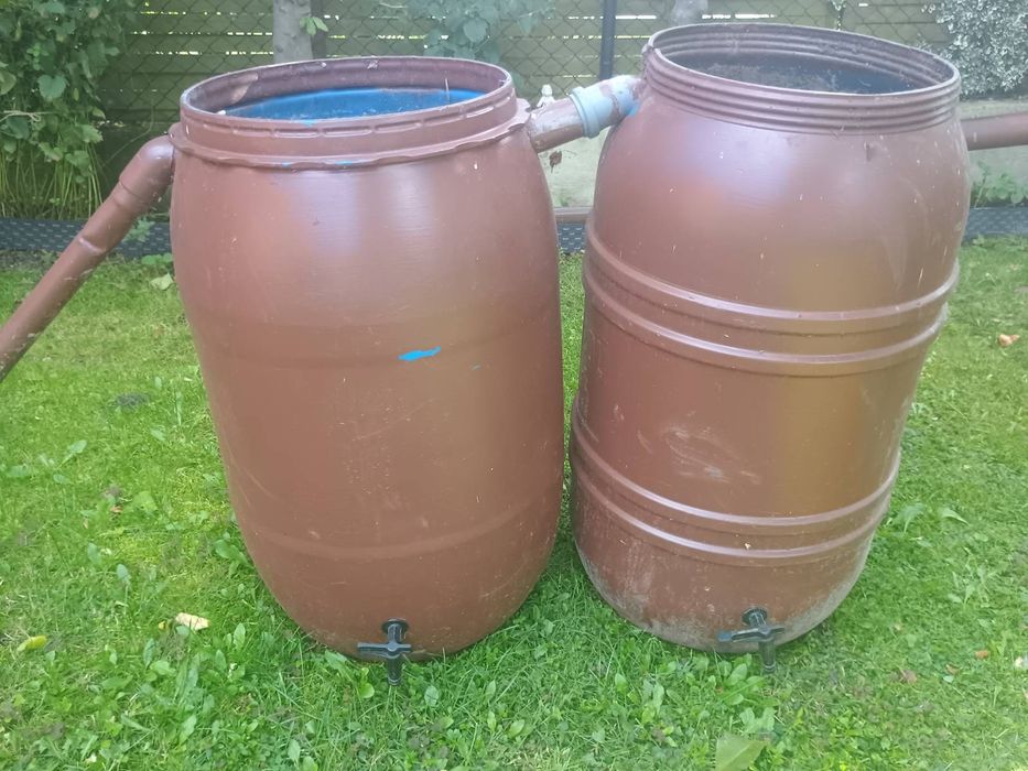 Beczki plastikowe na deszczówkę z kranikami