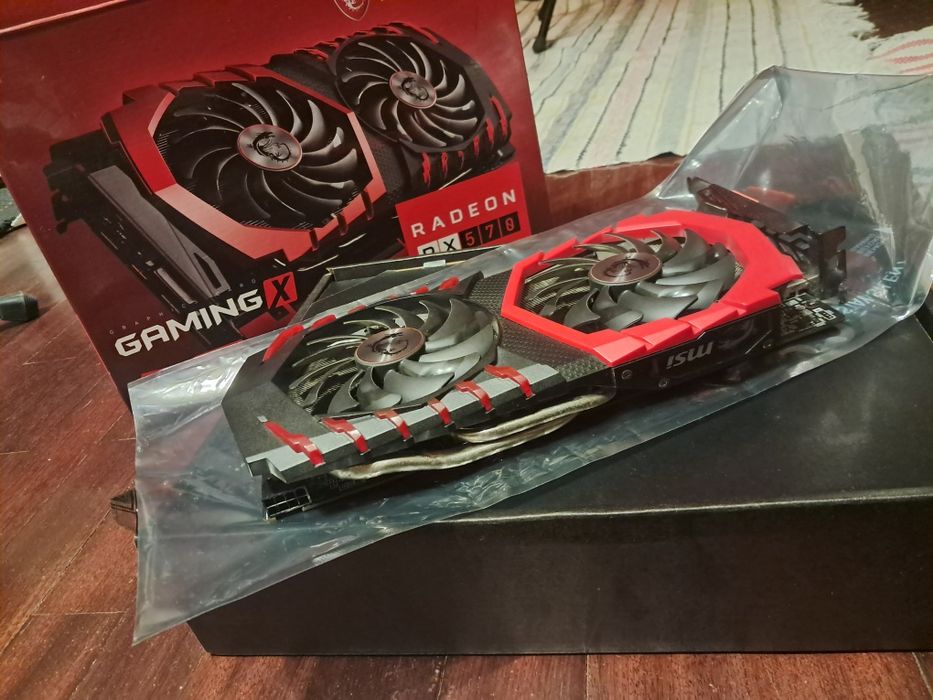RX 570 (4gb) / Funcional / Com caixa
