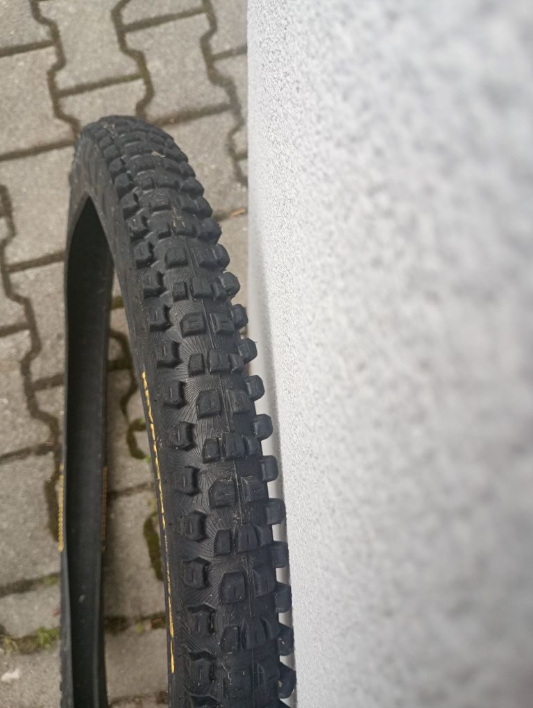 Opona Continental Kryptotal Front