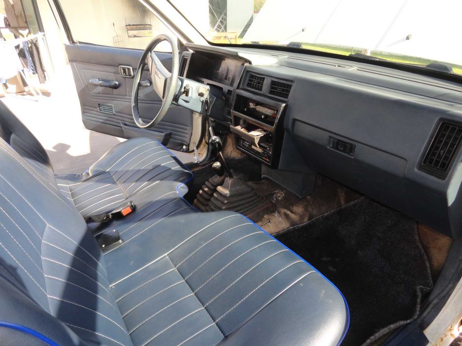 Nissan D21 4x4 2.5Turbo