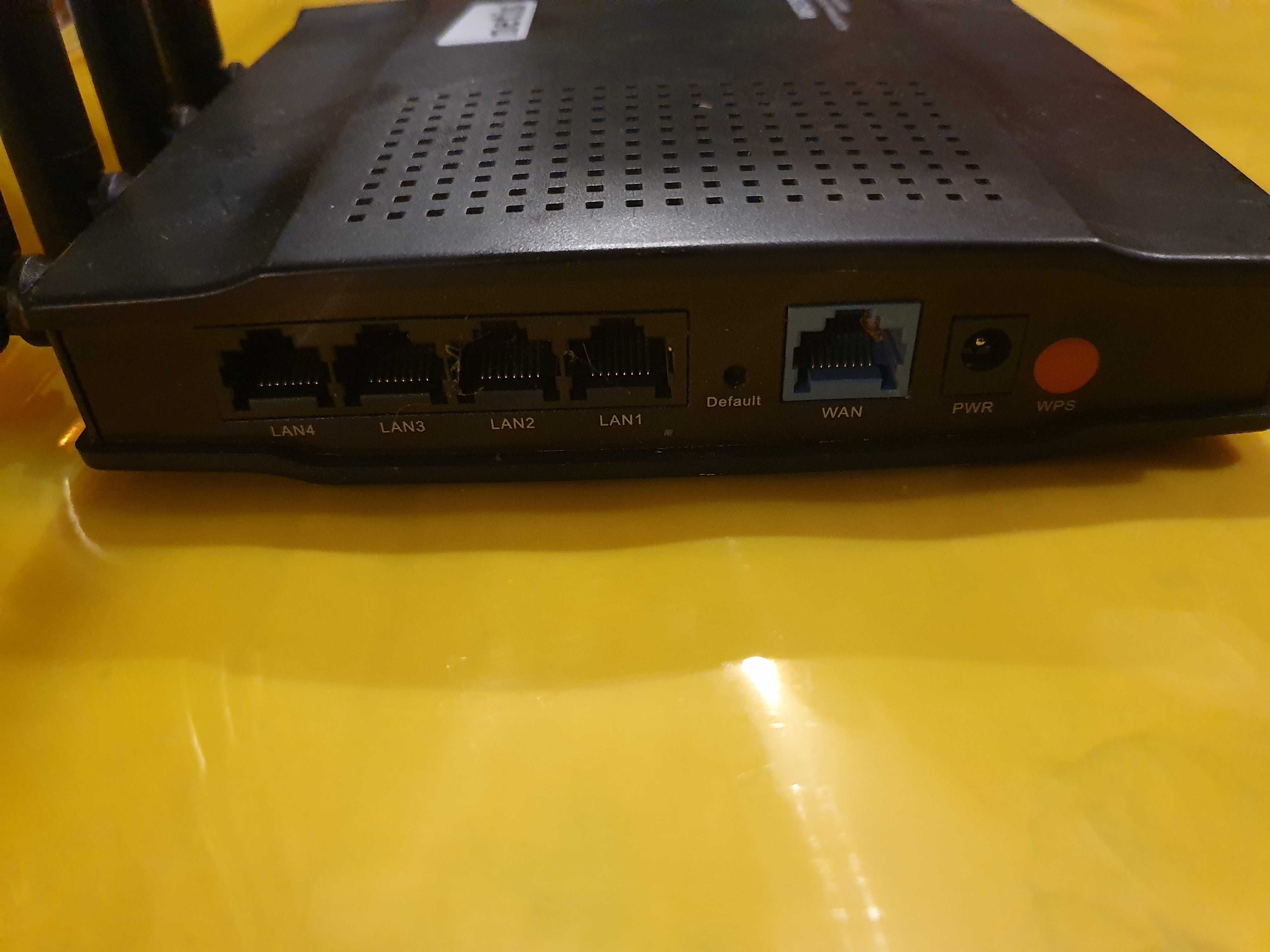 Router Netis WF2780 AC1200 4X 1GB LAN 4X Antena Dual Band DSL