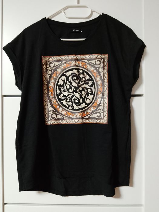 T-shirt Reserved rozmiar M