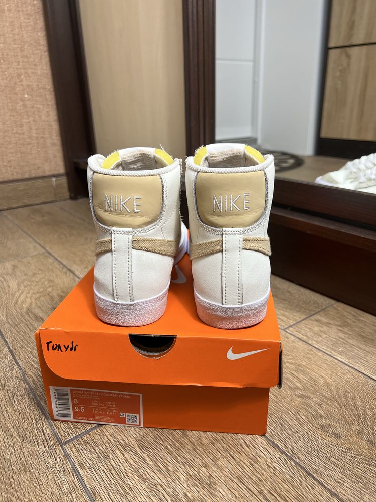 Кросівки Nike Blazer Mid 77 Sail Sesame White DH4106-100 РОЗМІР 39