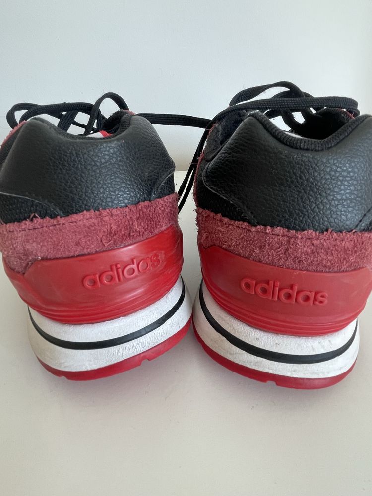 Tenis Adidas sapatilhas