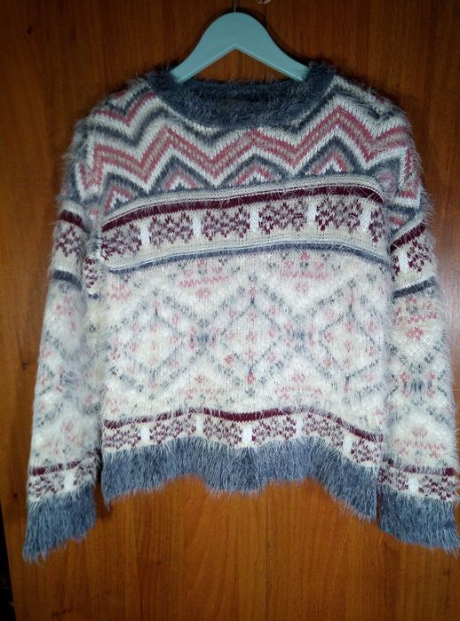 Свитер мохнатый Zara