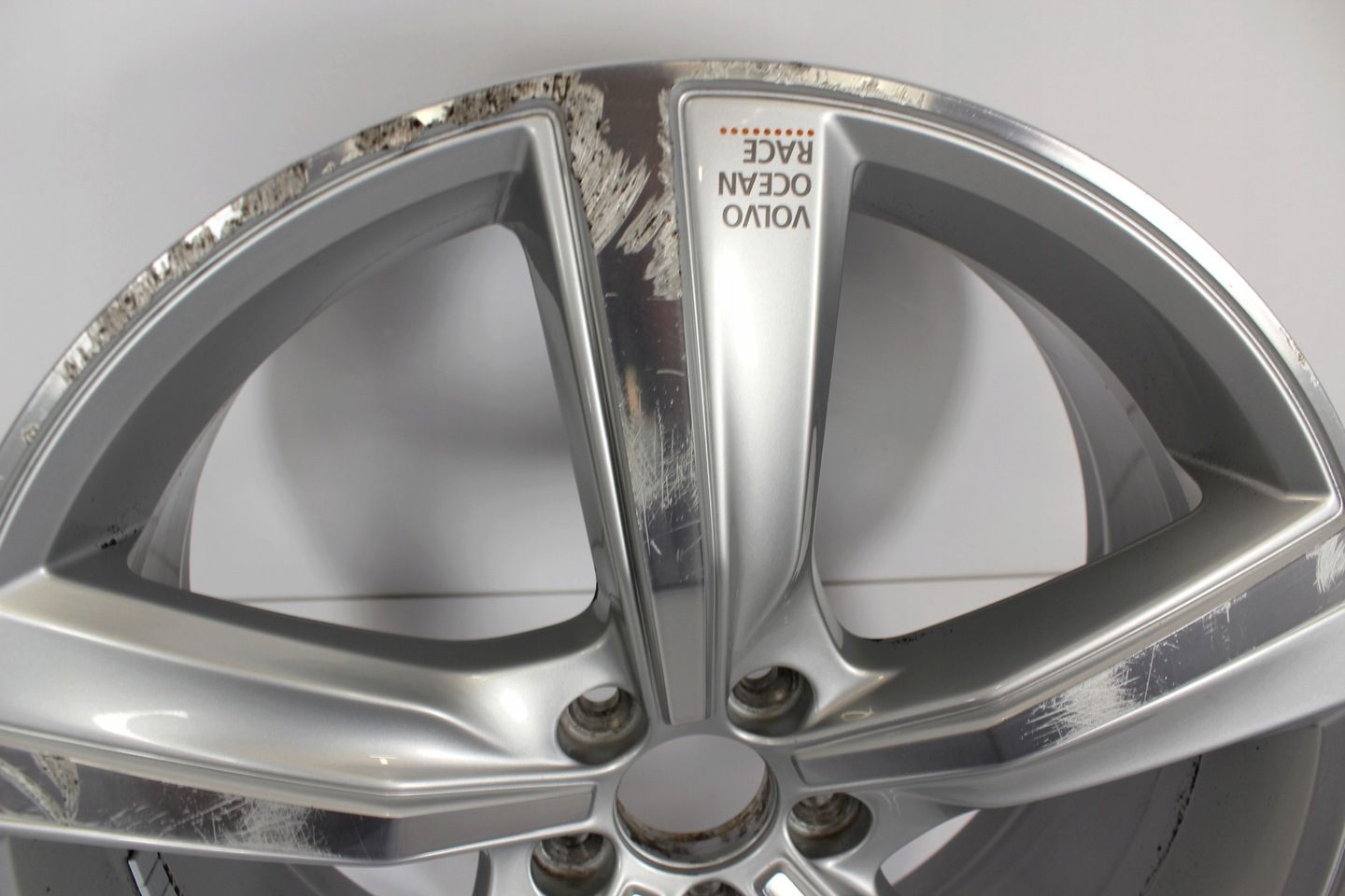 Felga Volvo XC60 V90 S90 Ocean Race 8x20 ET49,5
