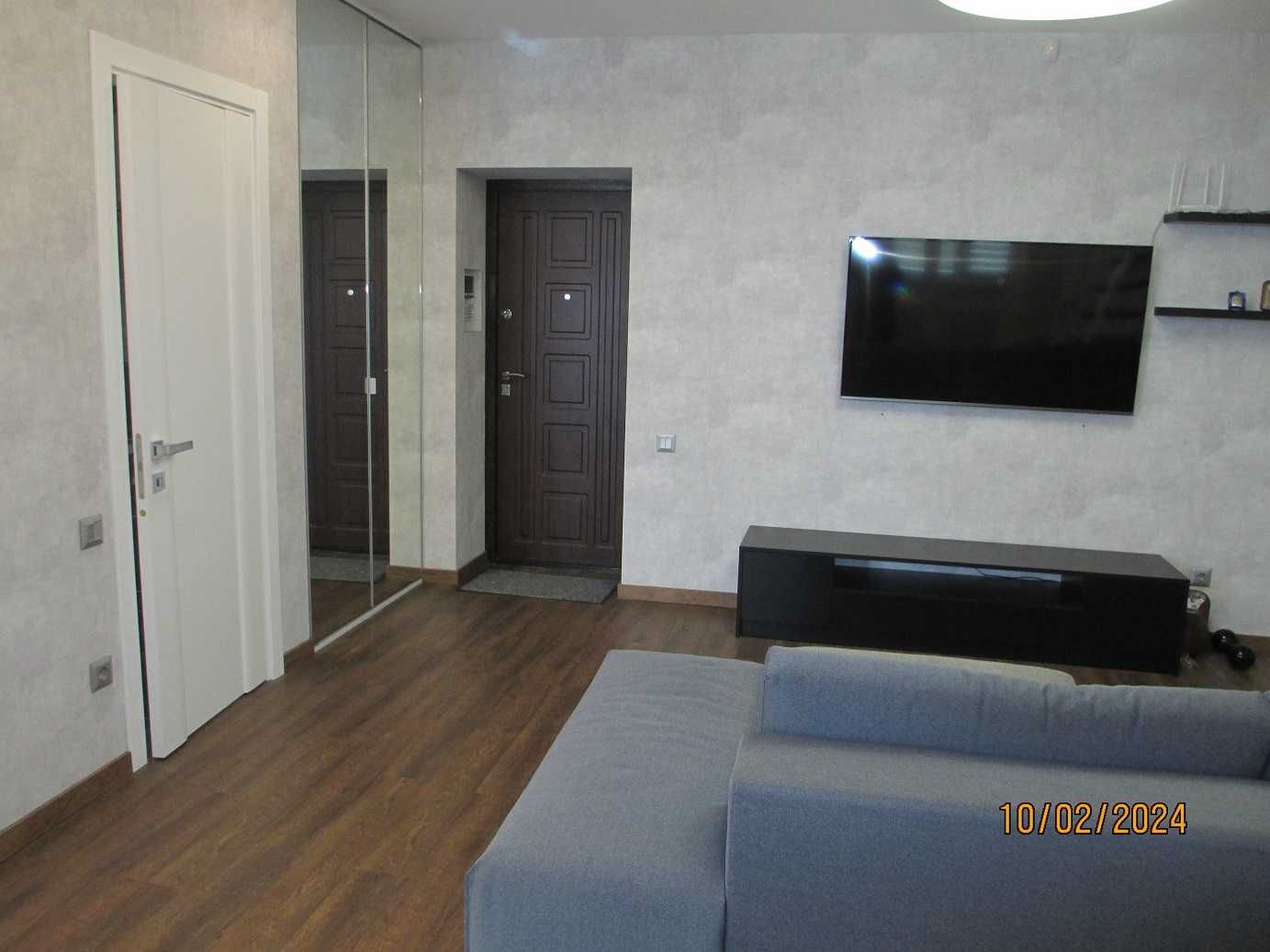Продам 3 ком. пос. Жуковского ул. Дача.  2-х уровневая квартира.