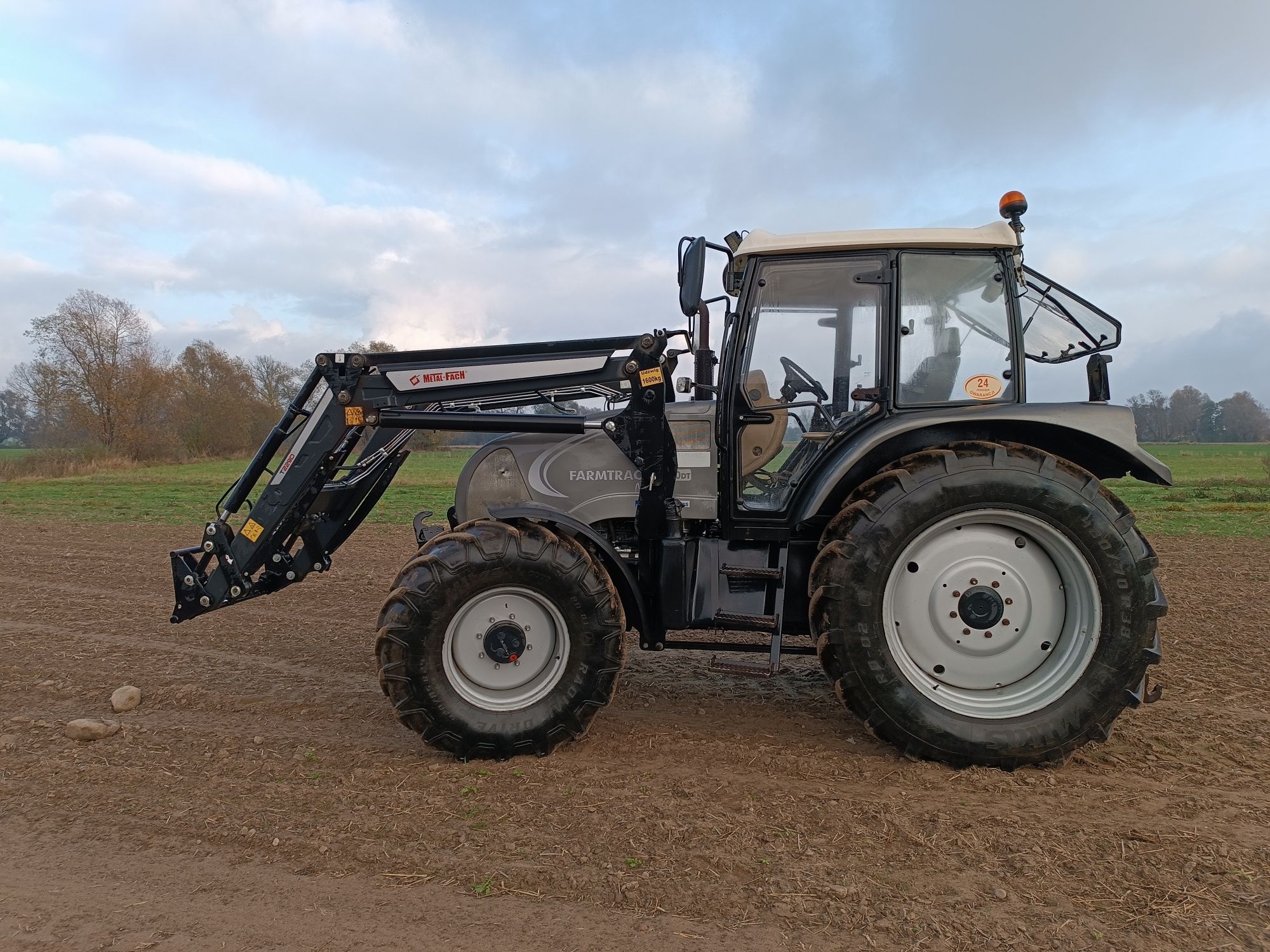 Farmtrac 7110dt Mazur z turem