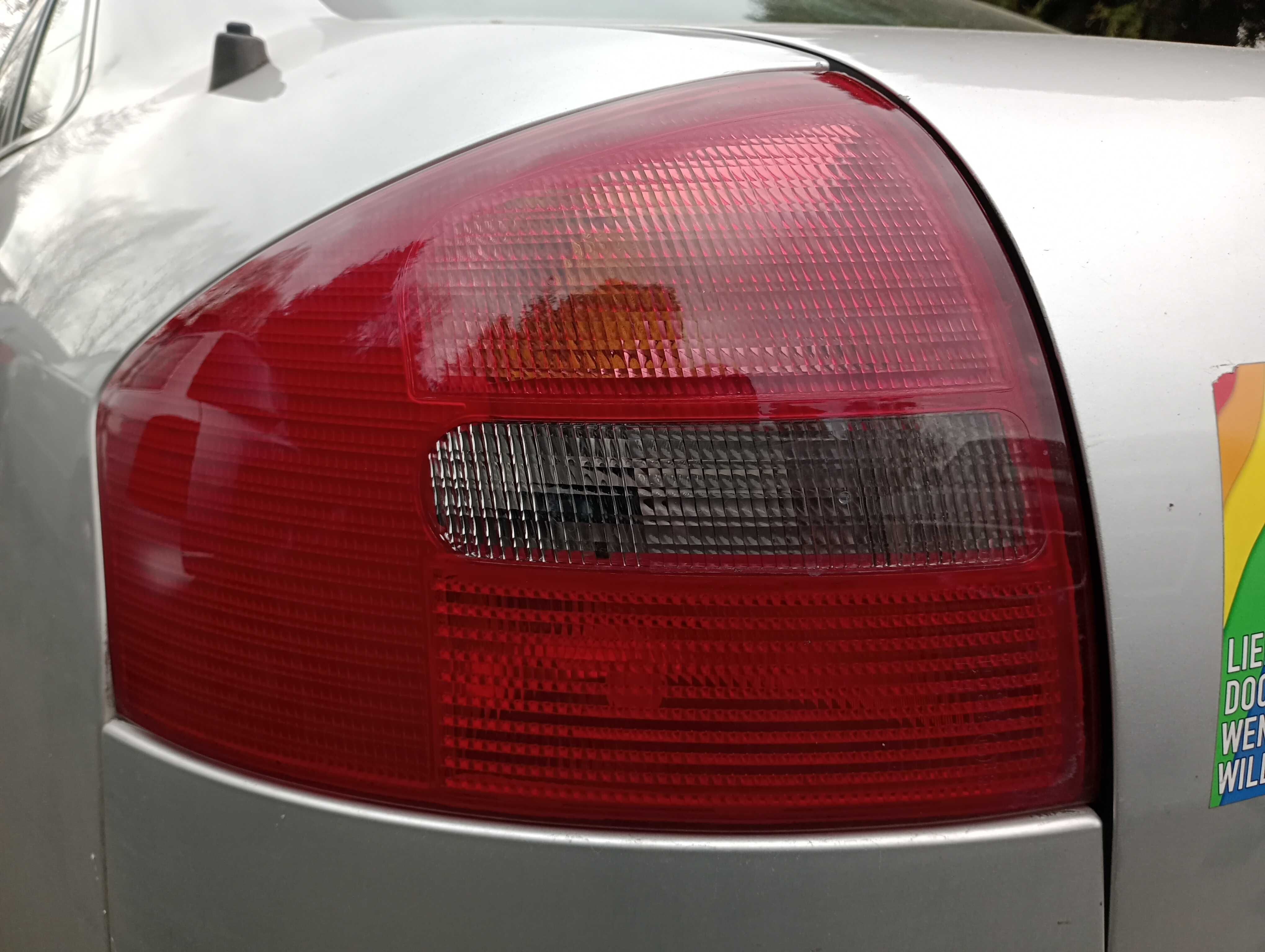 Audi A6 C5 - lampy tylne sedan 1997 -2001 przedliftowe