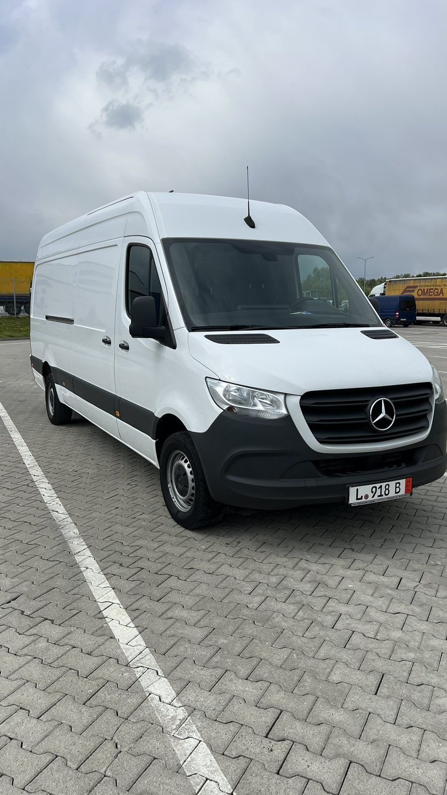 Mercedes-Benz Sprinter 317