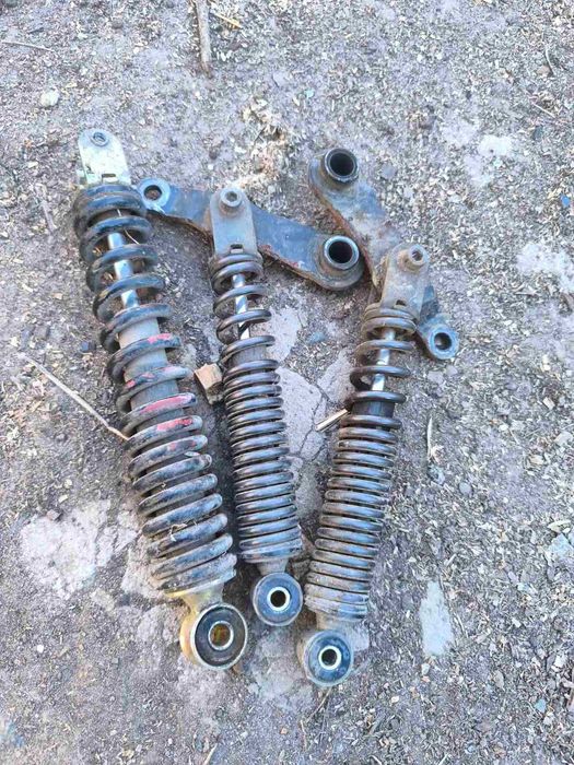 Арматизатори скутер сузукі