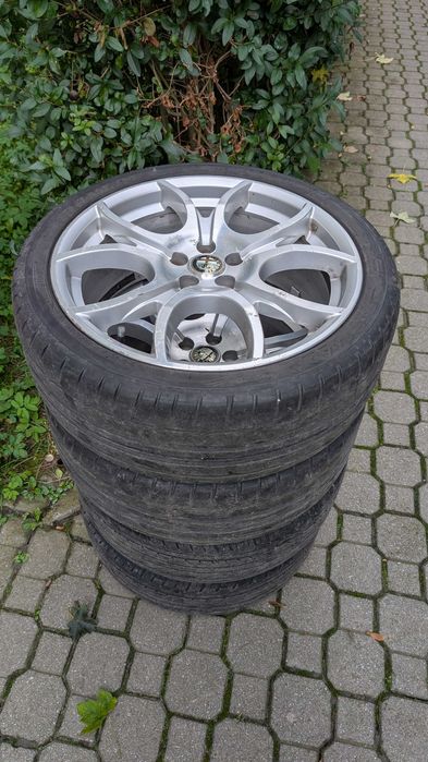 Felgi z oponami Alfa Romeo 18" ET 40,5