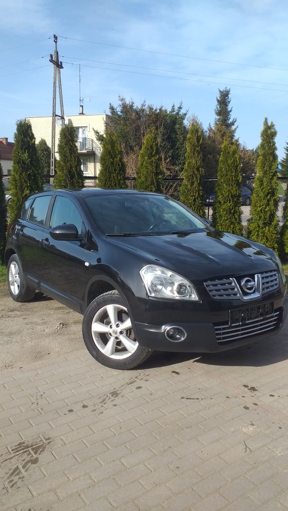 BARDZO ŁADNY Nissan quaschkai bezwypadkowy. 1.5dci