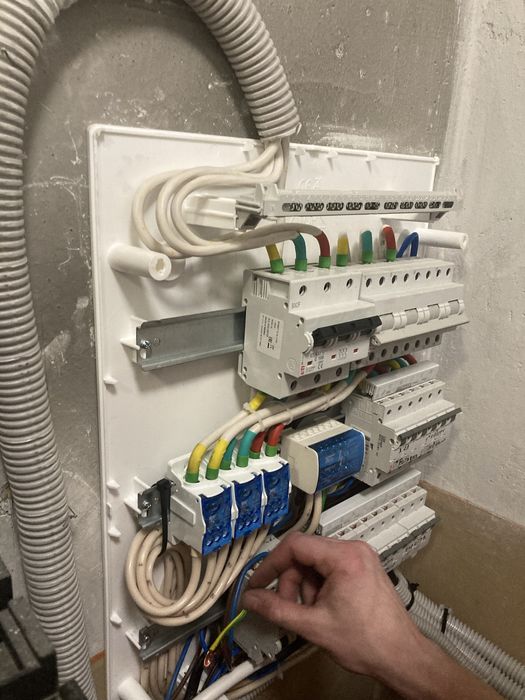 Електрик/ майстер на годину