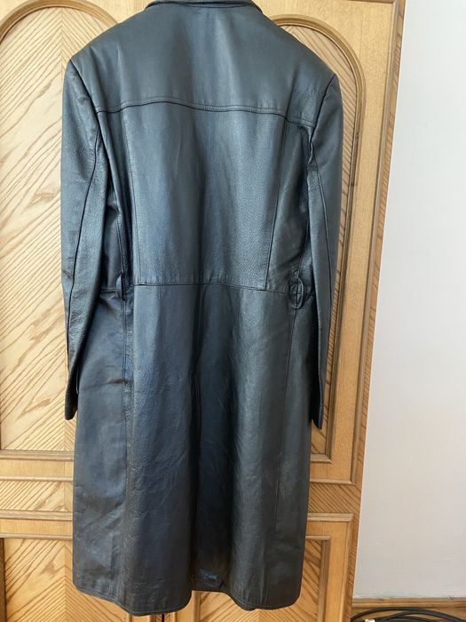 Шкіряний плащ чоловічий