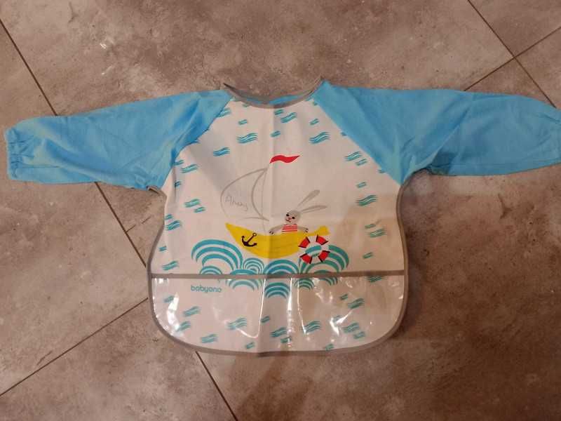 WYPRZEDAŻ- dostawa 1zł- Nowy śliniak z kieszonką Babyono