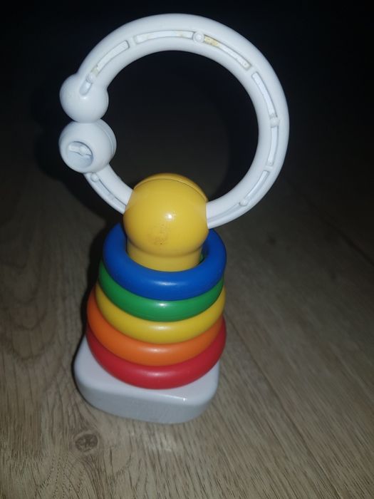 Fisher-Price Grzechotka Piramidka Z Kółek