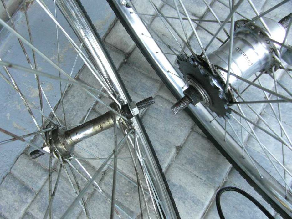 Koła 26 cali TORPEDO_PRL Favorit_Uniwersalne Koła 26_City/Treking_nowe