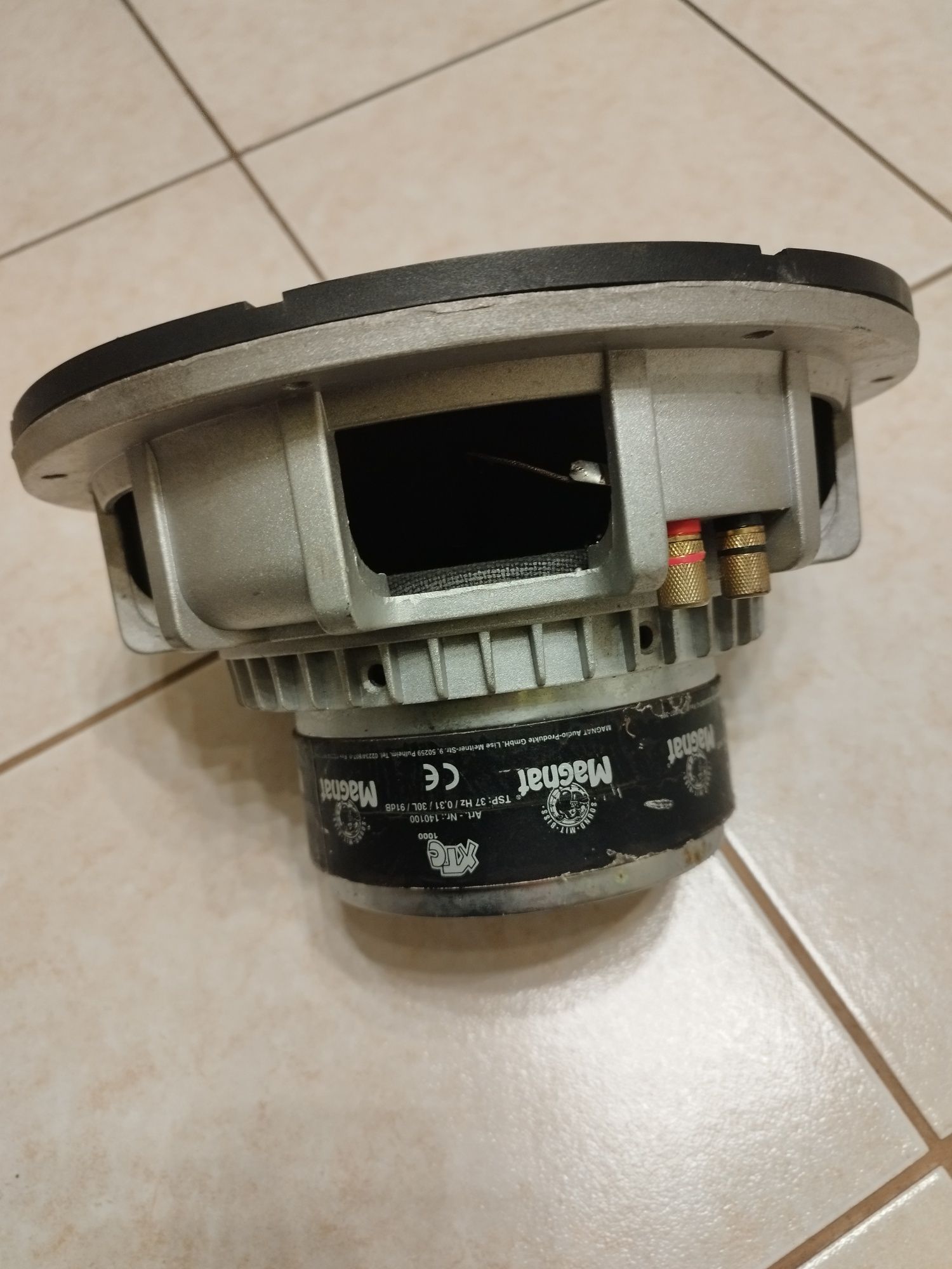 Głośnik niskotonowy subwoofer Magnat XTC 1000
