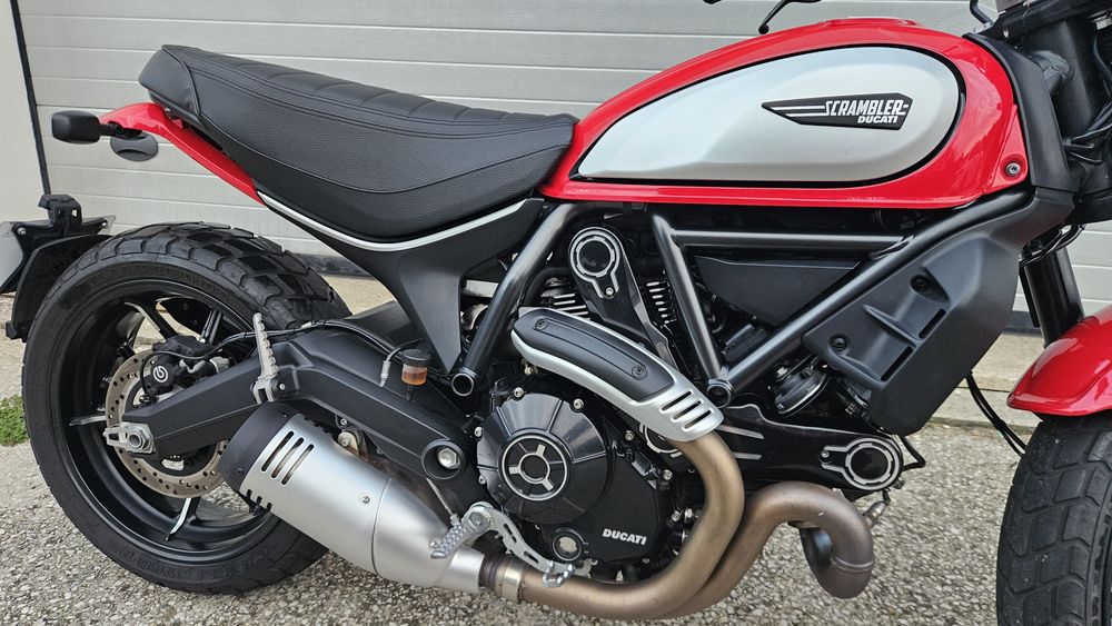 Ducati Scrambler Ícon Red 800cc