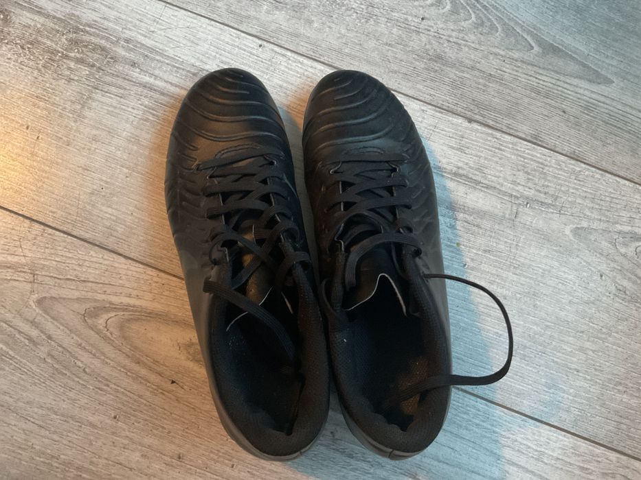NIKE Tiempo Legend 10 Club FG/MG Buty Piłkarskie Sportowe Korki Roz 40