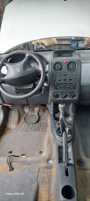 Para peças CITROEN BERLINGO 2.0 HDI ano2004 boa mecânica