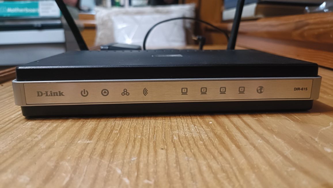 Router D-Link Dir-615