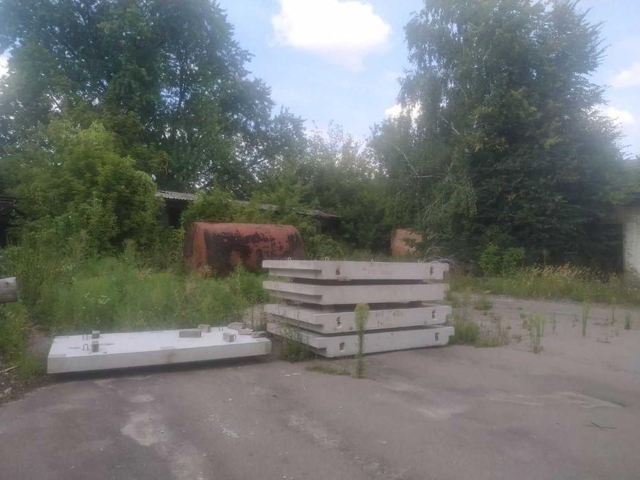 Продам виробничо-складську базу по вул.Степана Бендери 14А (Попова)