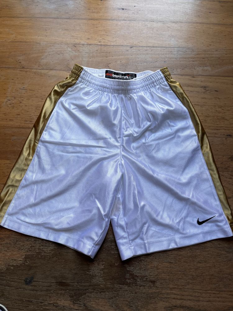 Nike shorts basketball S