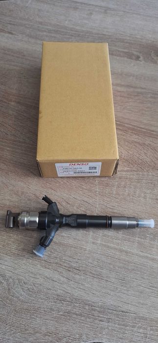 Wtryskiwacz DENSO Toyota - bez kodu IMA