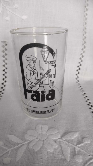 Copo publicitário pirogravado Casa de Fados "O Faia" Bairro Alto