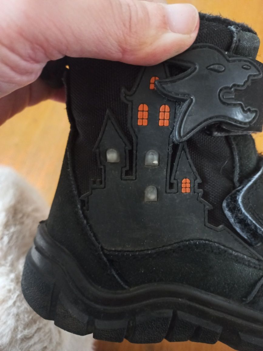 Buty zimowe kozaki sniegowce chłopięce świecące ccc