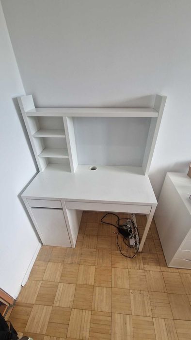 Biurko IKEA Micke z nadstawką - używane