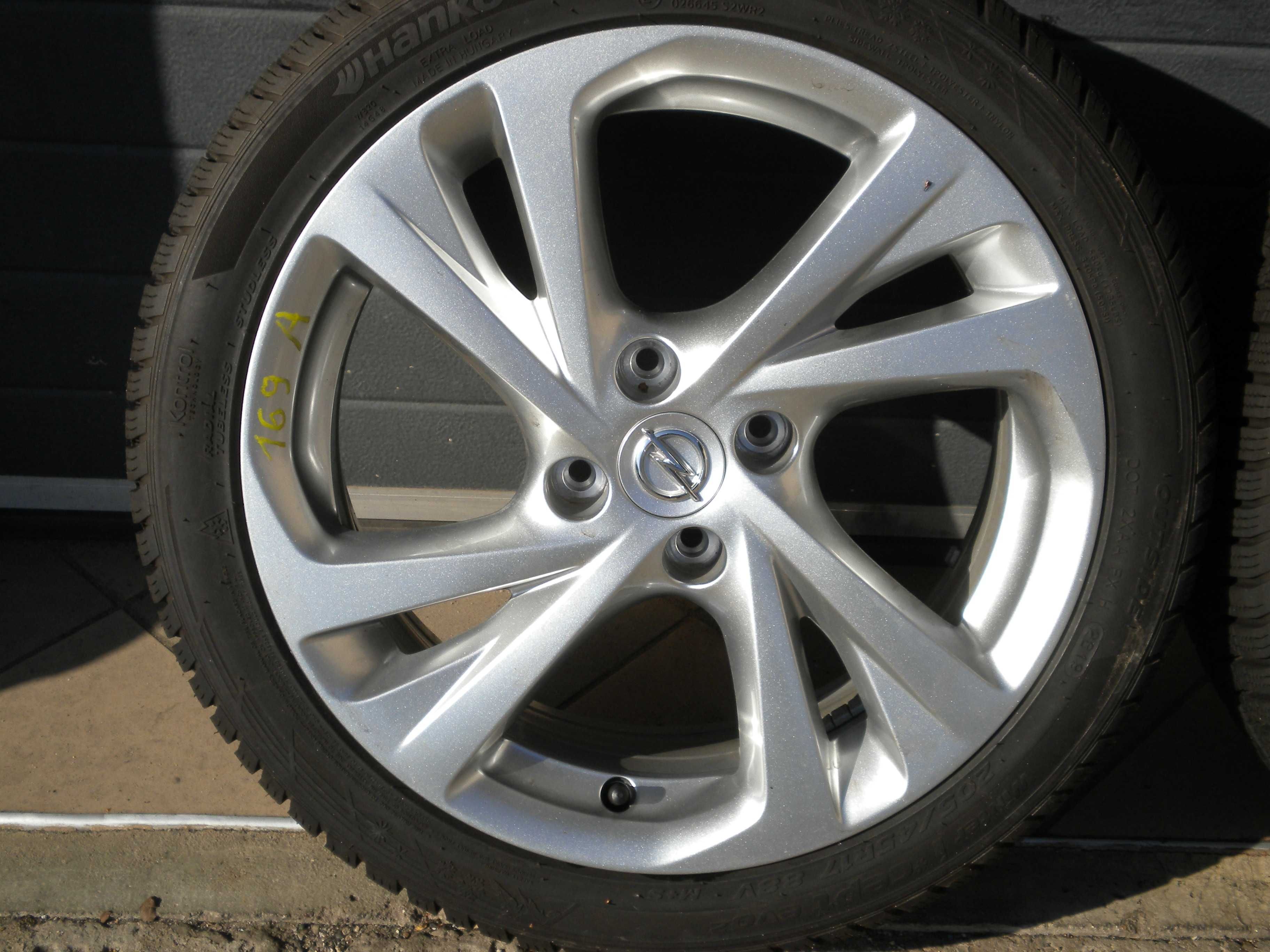 ! Koła zimowe 17 4x108 Fabryczne Opel Corsa F Jak Nowe