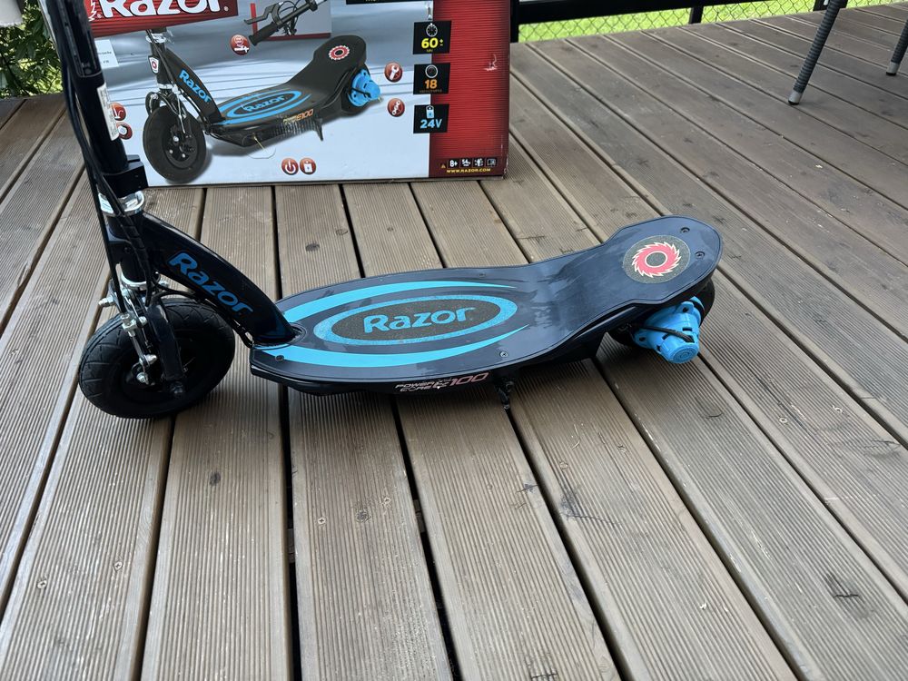 Hulajnoga elektryczna Razor E100
