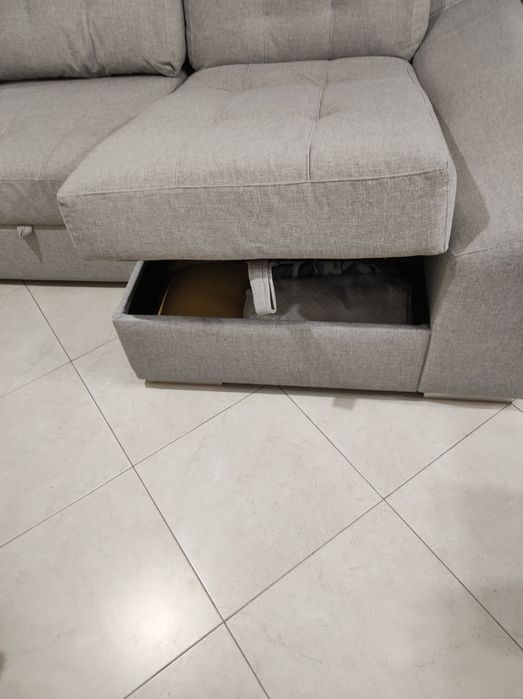 Sofá com chaise longue
