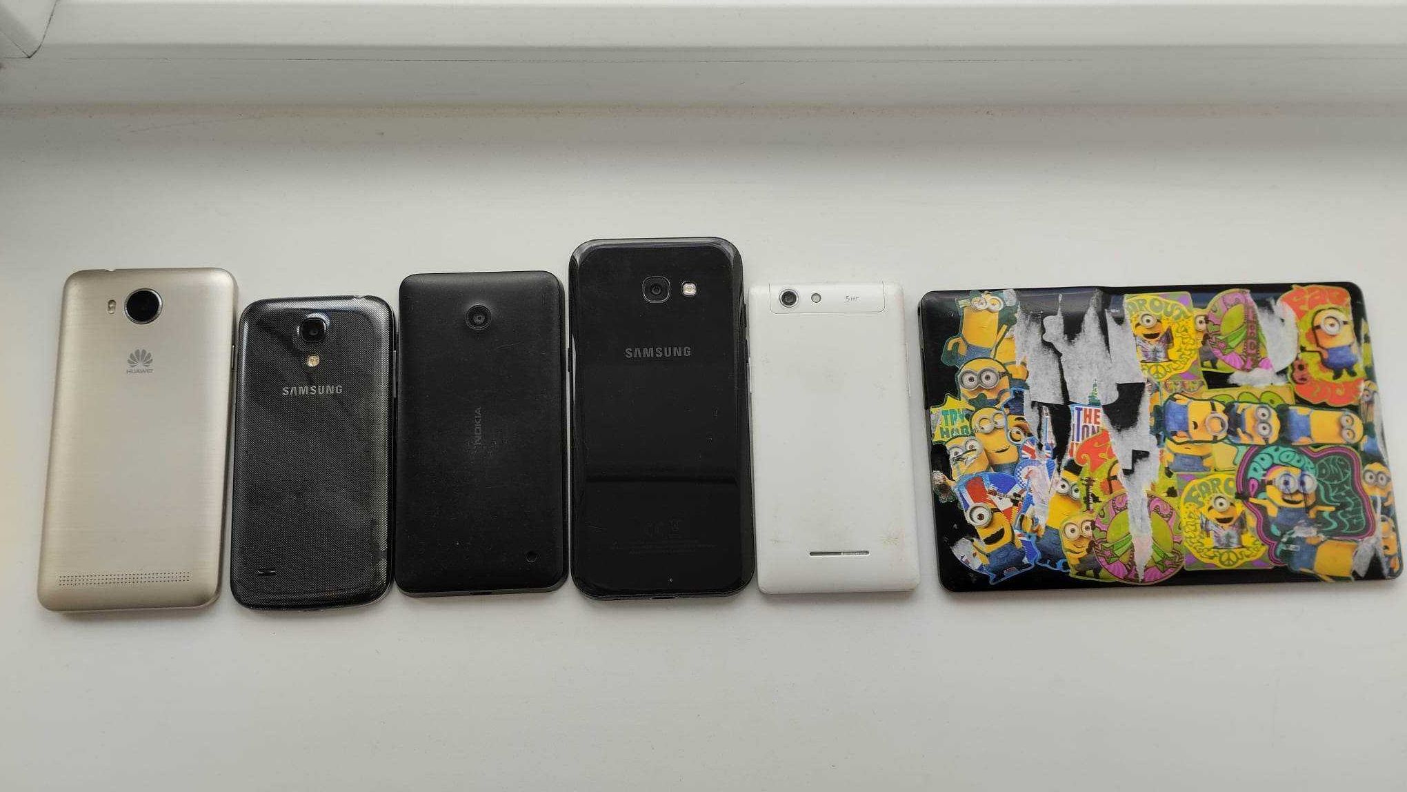 Смартфони. Samsung, Nokia, Gsmart, Huawei. Планшет