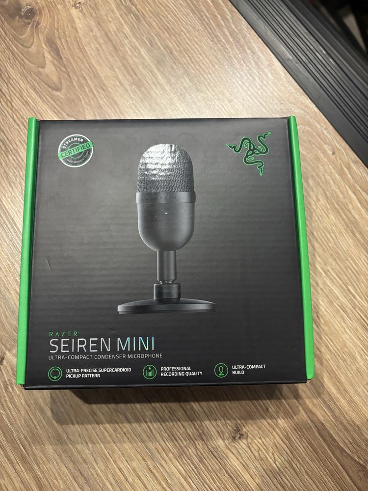Mikrofon razer sairen mini